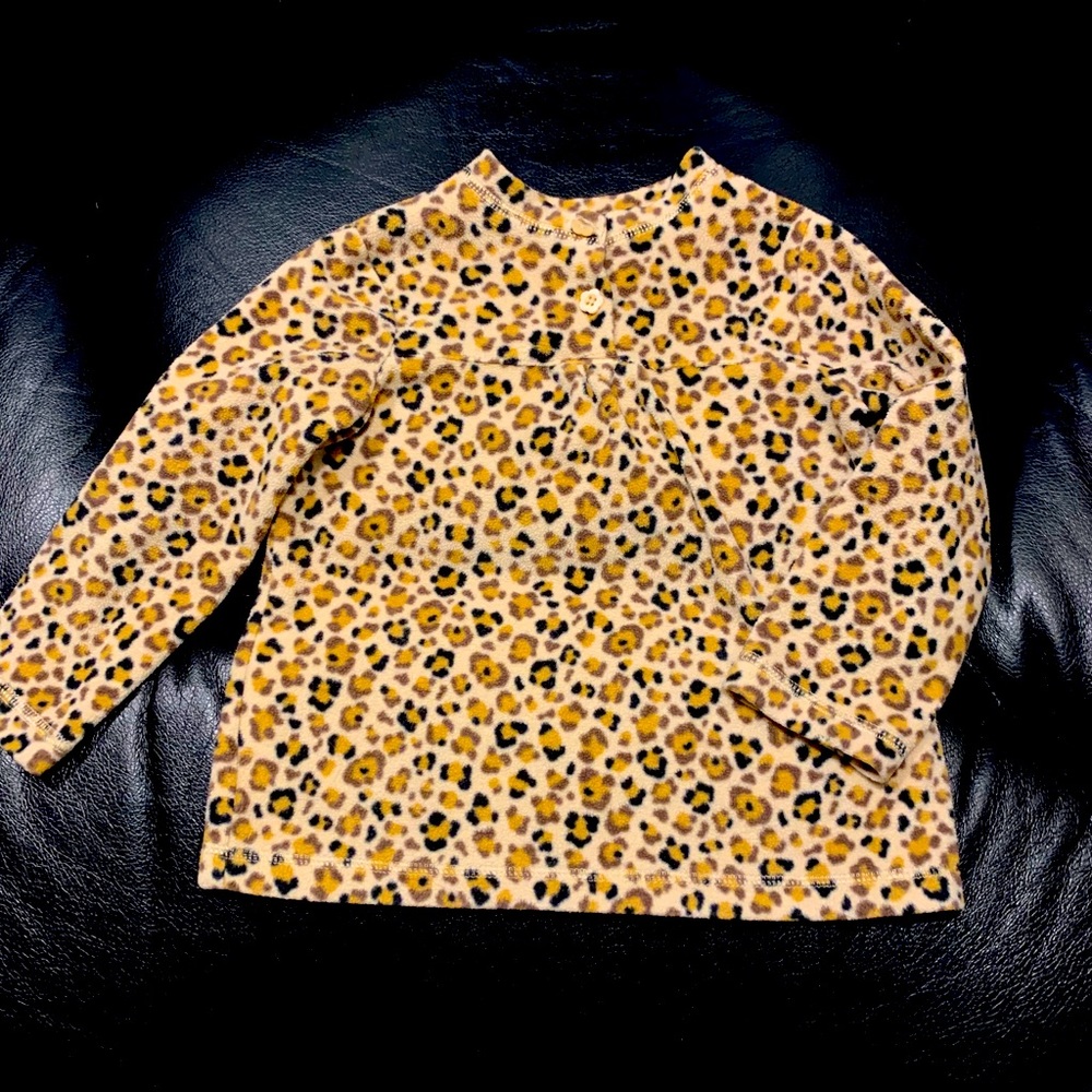 Toddler girls cheetah fleece sweater 🔴SOLD🔴